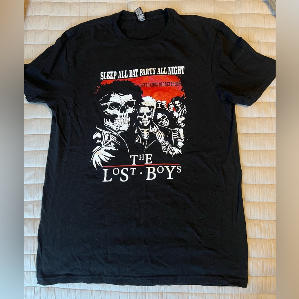 The Lost Boys T-shirt Unisex size Medium NWOT